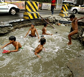 filipino_swimmers
