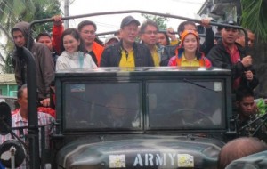 noynoy_flood_early_campaign