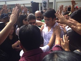Convincing piety: Senator Bong Revilla enjoys the Filipino masses' support. [Photo source: Twitter.]
