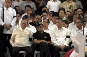 President BS Aquino joins in condoling with the families of the 44 fallen SAF troopers.