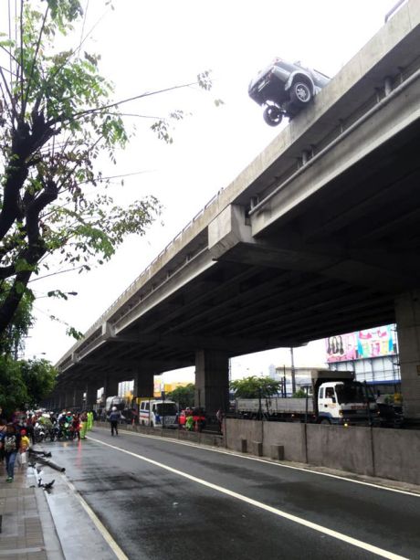 skyway_mitsubishi_strada_full