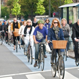Bicycle traffic in Copenhagen: This could be a scene in Manila if there were more bike lanes.